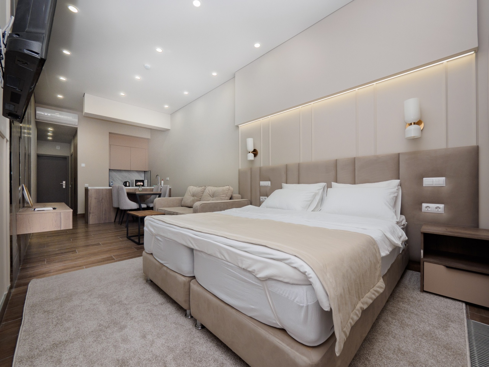 ☀️ Апартаменты в "Mirror Light": ваш безупречный отдых в районе Светлана!