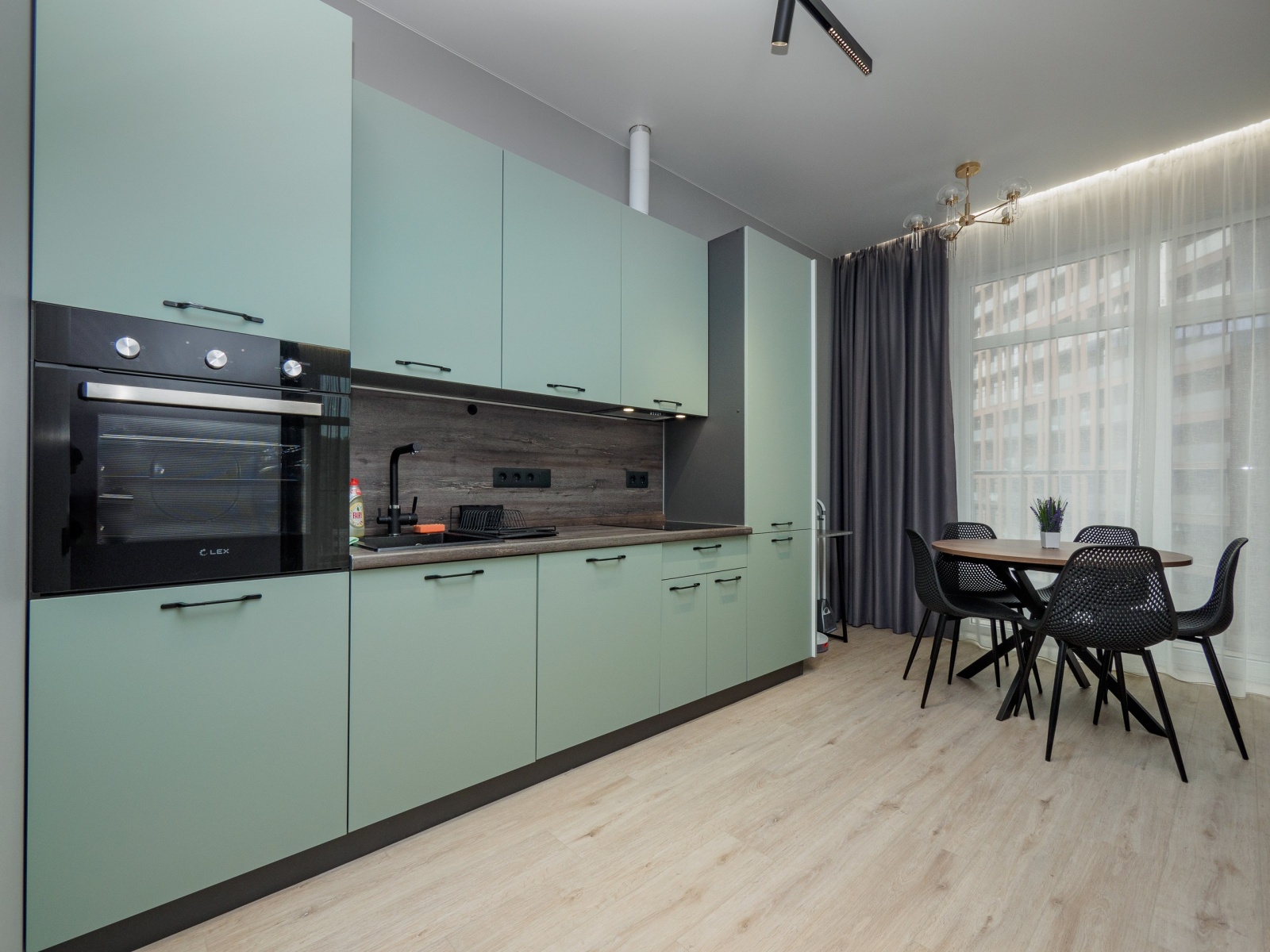 Сдаётся квартира в ЖК бизнес-класса в Дагомысе!  