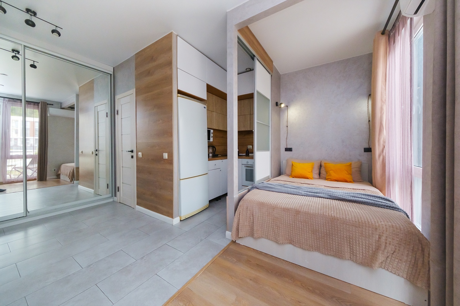 Предлагается в аренду уютная студия в жилом комплексе "Касабланка"!