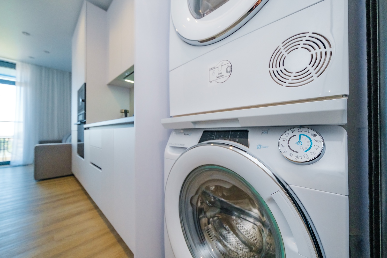 Идеальный вариант для отпуска в Сочи – стильная, небольшая, но функциональная студия с видом на морские просторы!