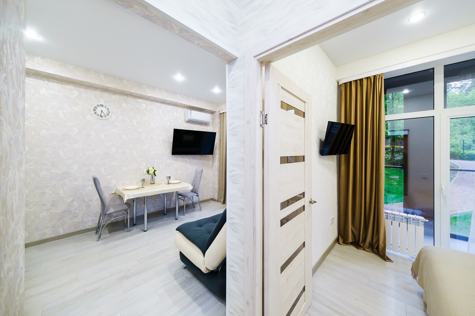 Предлагается в аренду апартамент в комплексе бизнес-класса, расположенном в Дагомысе!