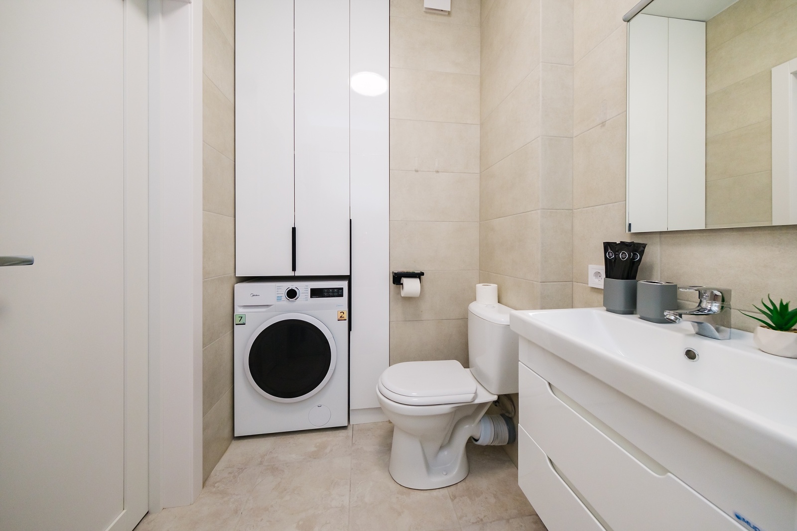 Сочи ждёт! Ваш идеальный отпуск в стильных апартаментах с панорамными видами!