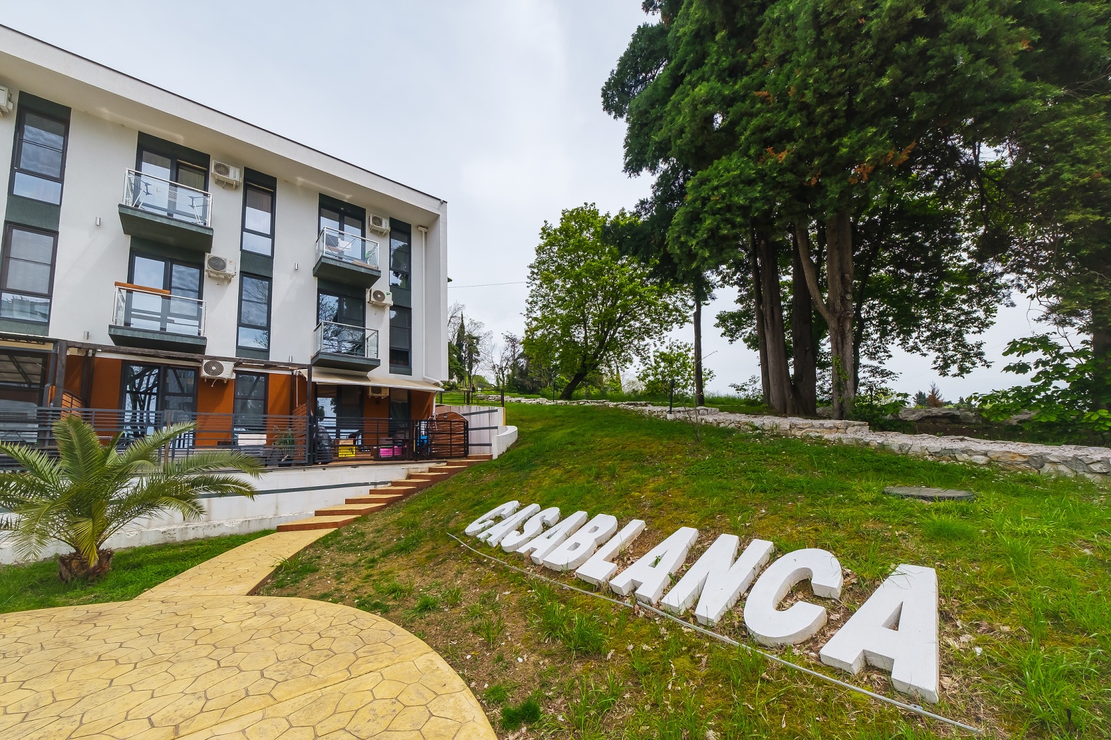 Предлагается в аренду уютная студия в жилом комплексе "Касабланка"!