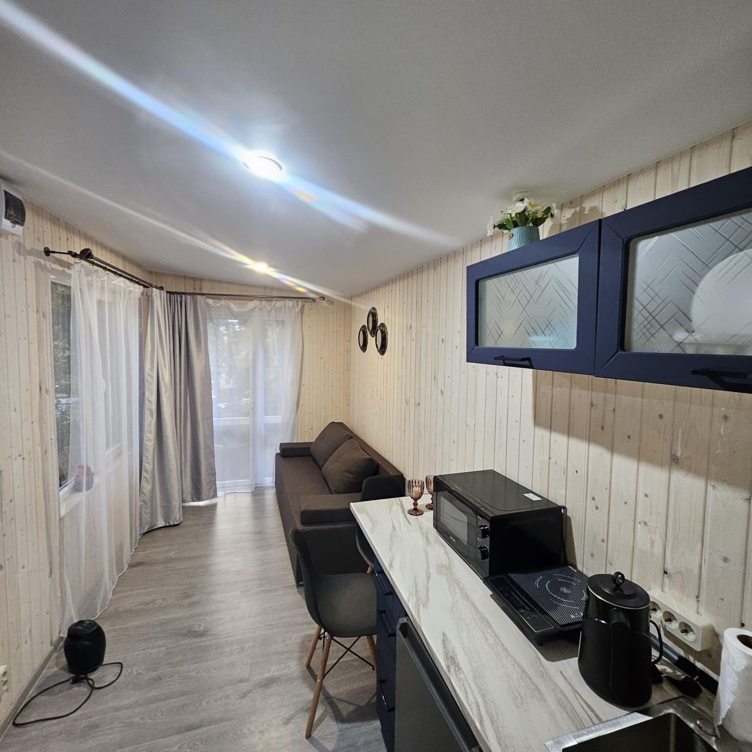 домик в лесу. Красная поляна