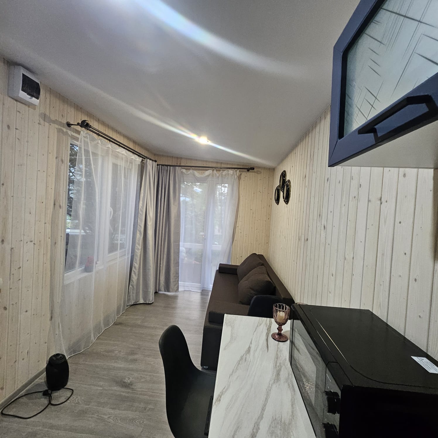 домик в лесу. Красная поляна