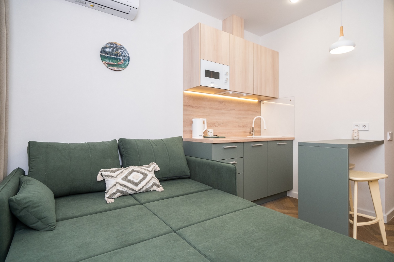 Окунитесь в комфорт с видом на Сочи! 