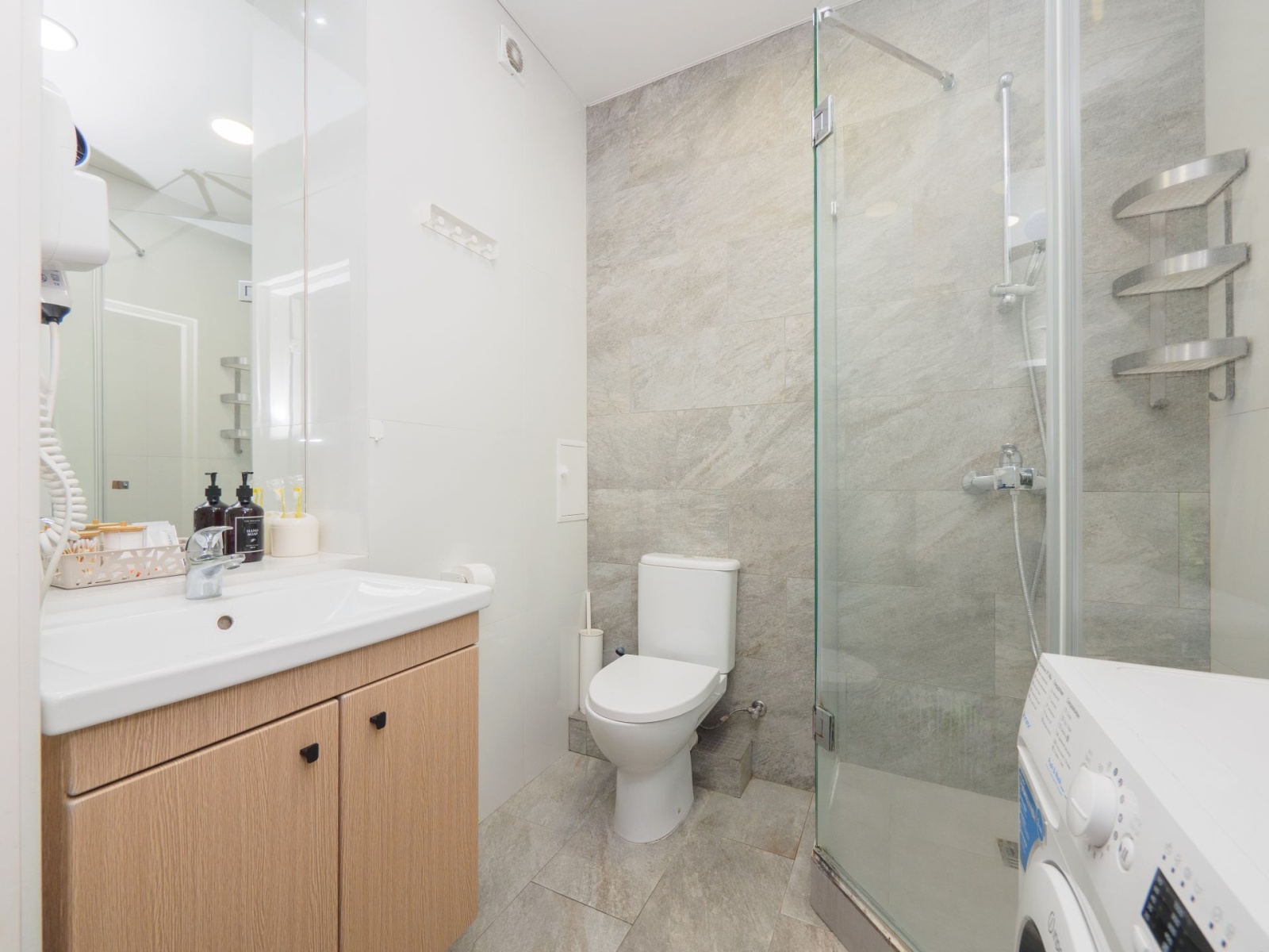 Уютная квартира рядом с пляжем в Адлере