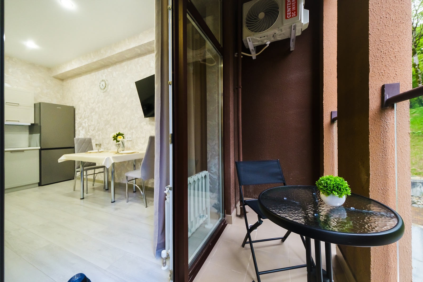 Предлагается в аренду апартамент в комплексе бизнес-класса, расположенном в Дагомысе!