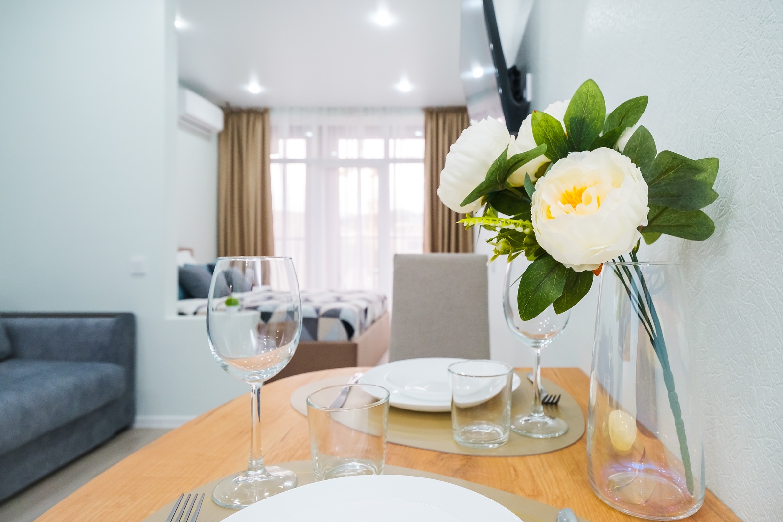 Сдается уютная студия в жилом комплексе бизнес-класса, расположенном в живописном Дагомысе!