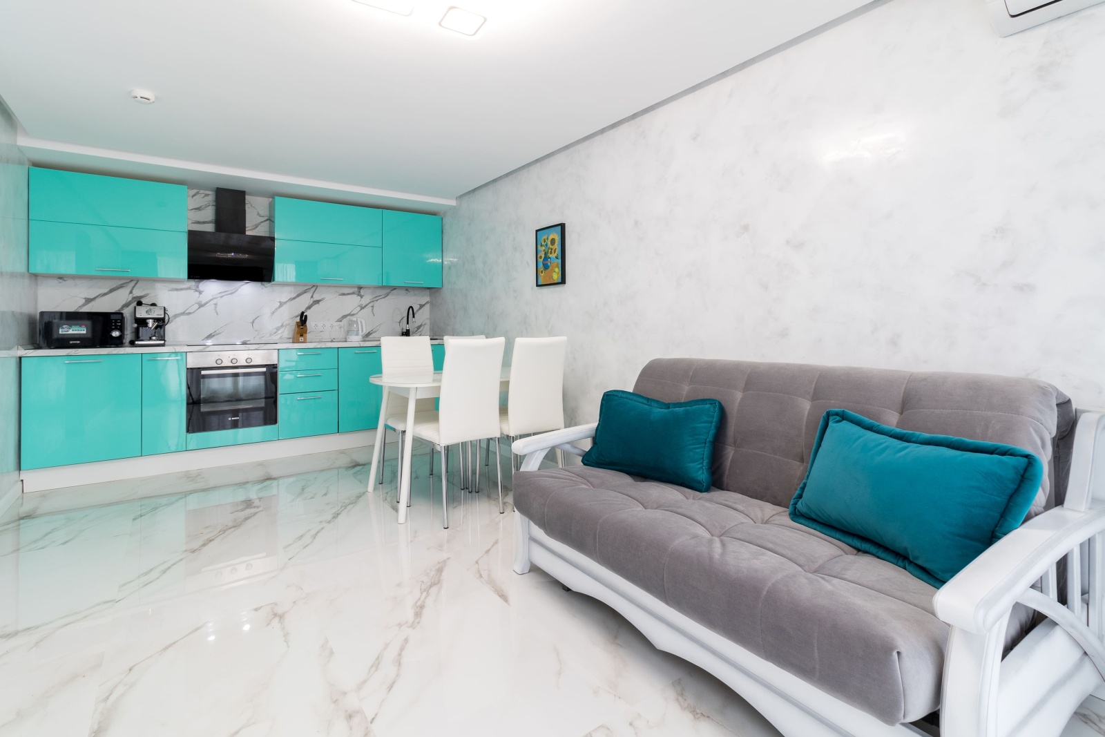 Апартаменты люкс 4-местные с террасой 