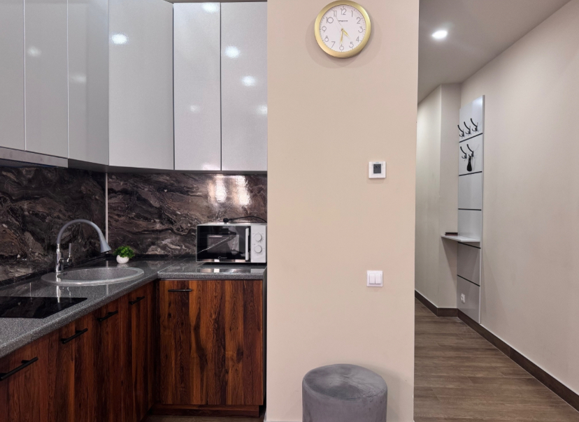 Апартаменты-студия с видом на море