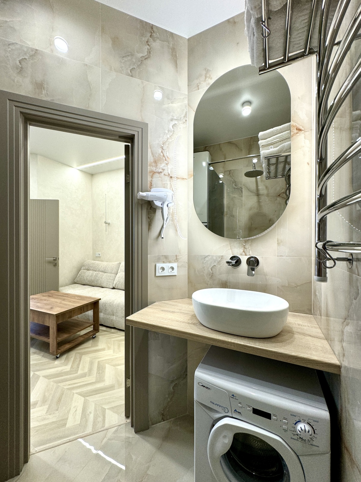 Евро двухкомнатный апартамент с балконом на первой линии в Сириусе АЛС 7-441