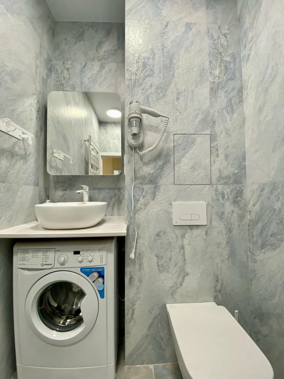 Евро трехкомнатный апартамент с балконом на первой линии в Сириусе АЛС 5-277