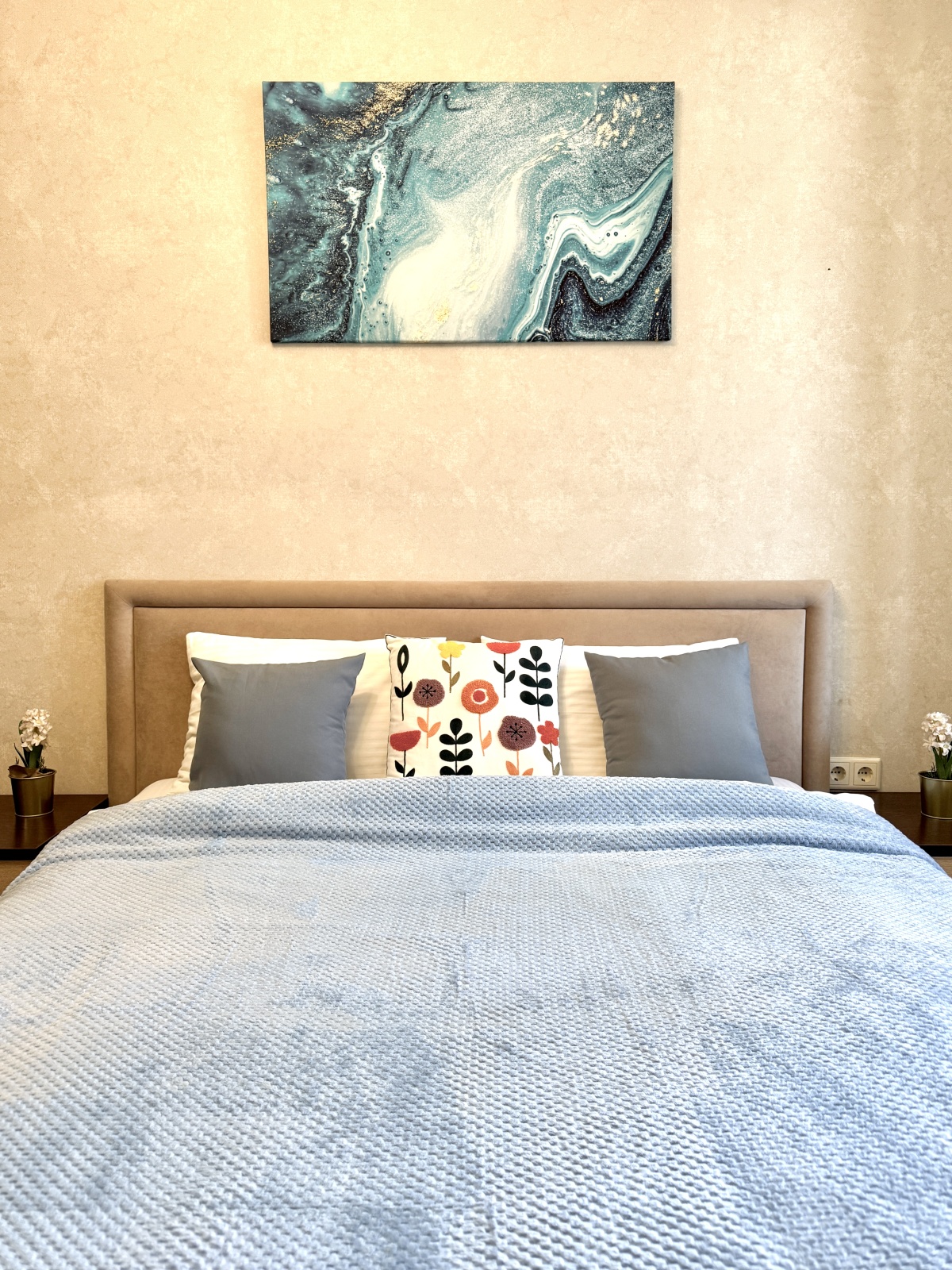 Евро двухкомнатный апартамент с балконом  в Сириусе АС 2-407