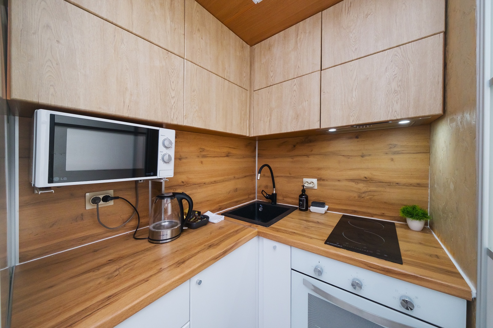 Предлагается в аренду уютная студия в жилом комплексе "Касабланка"!