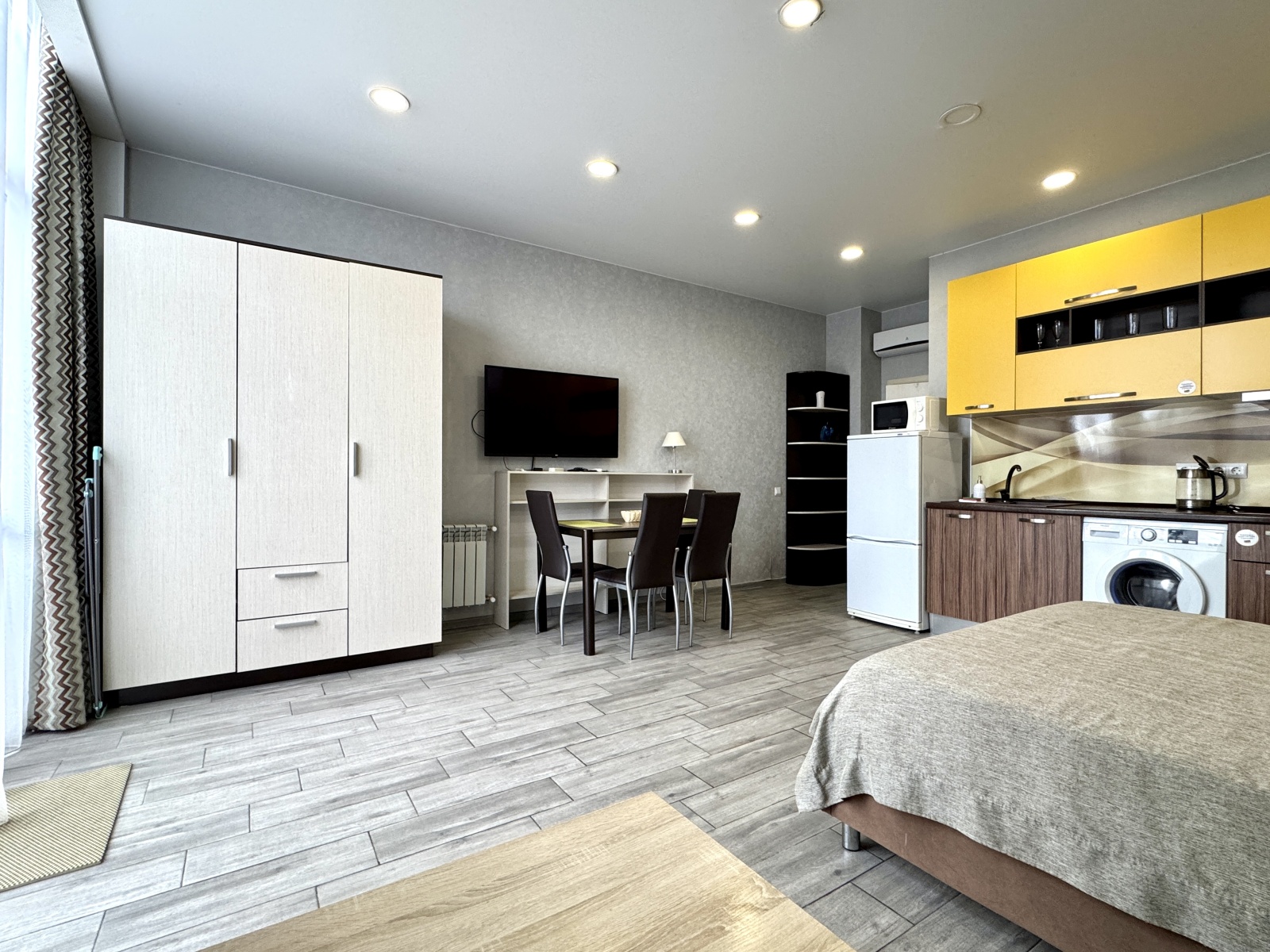 Студия с террасой на первой линии в Сириусе ЕКП 6202