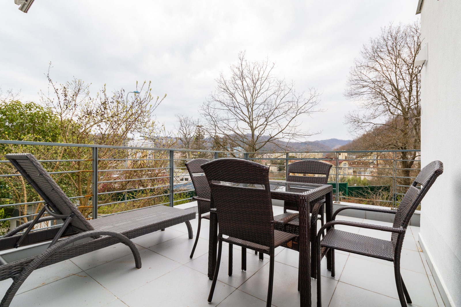 Апартаменты люкс 4-местные с террасой 