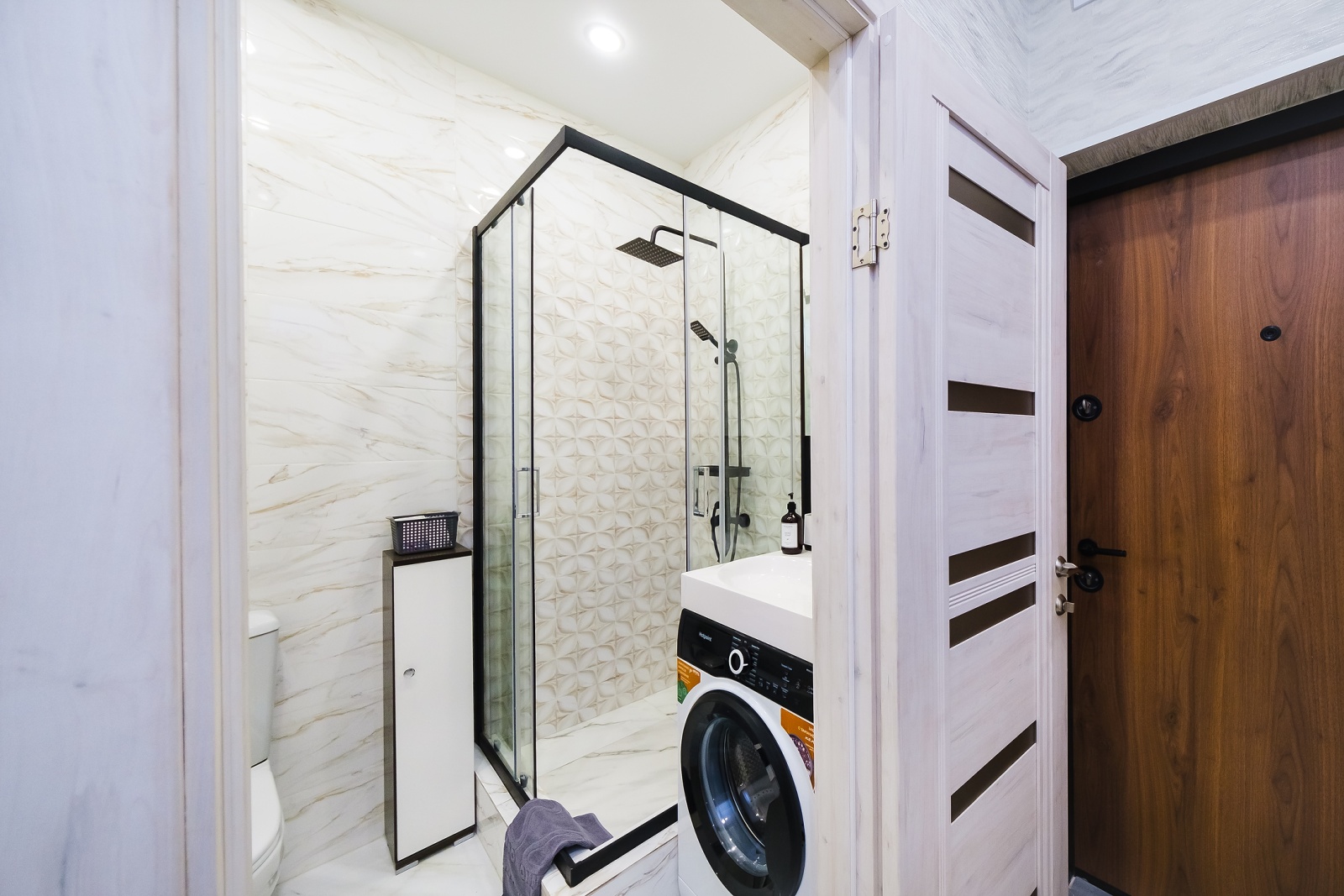 Предлагается в аренду апартамент в комплексе бизнес-класса, расположенном в Дагомысе!