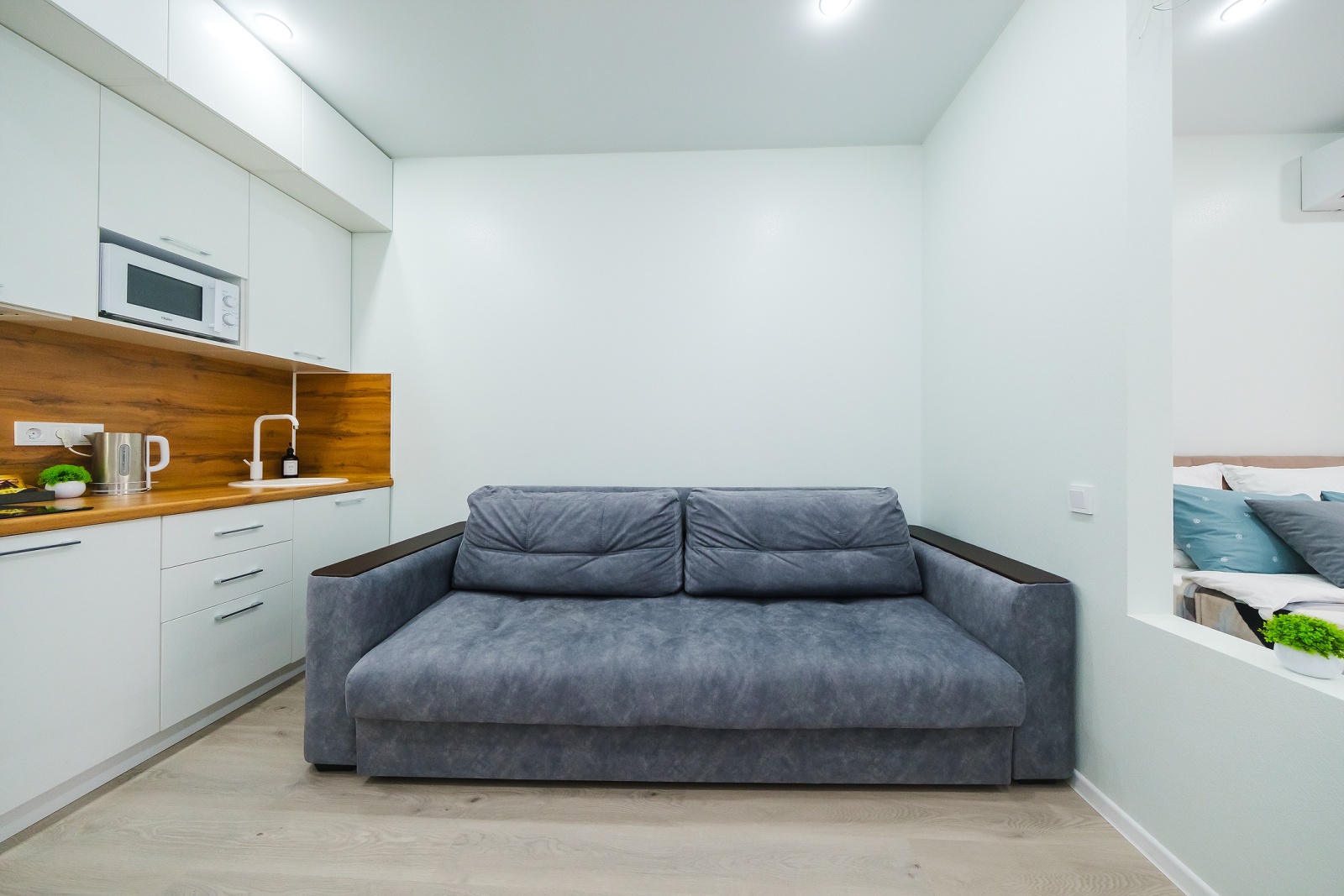 Сдается уютная студия в жилом комплексе бизнес-класса, расположенном в живописном Дагомысе!