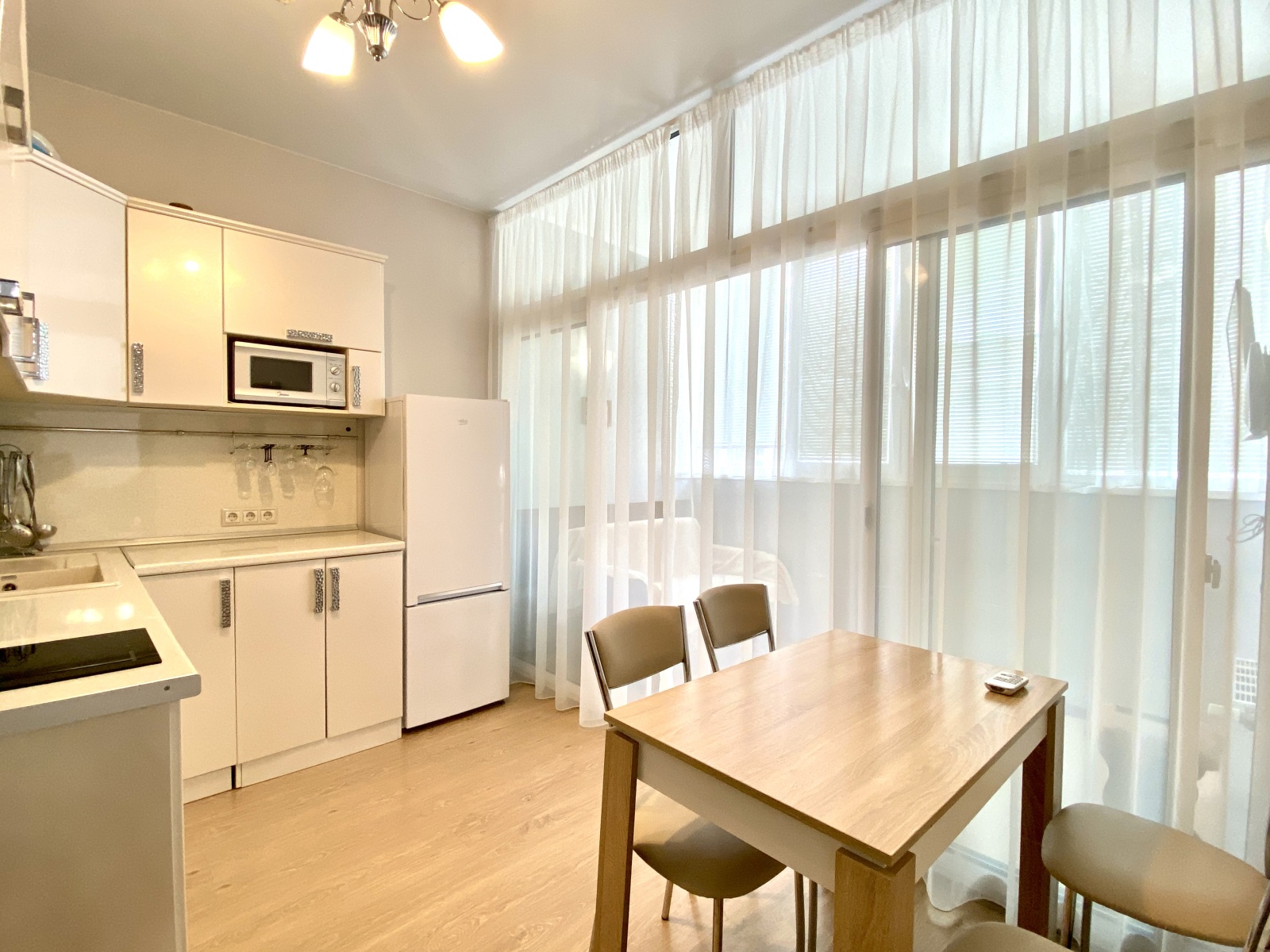 Евро двухкомнатный апартамент  в Сириусе АС 3-401