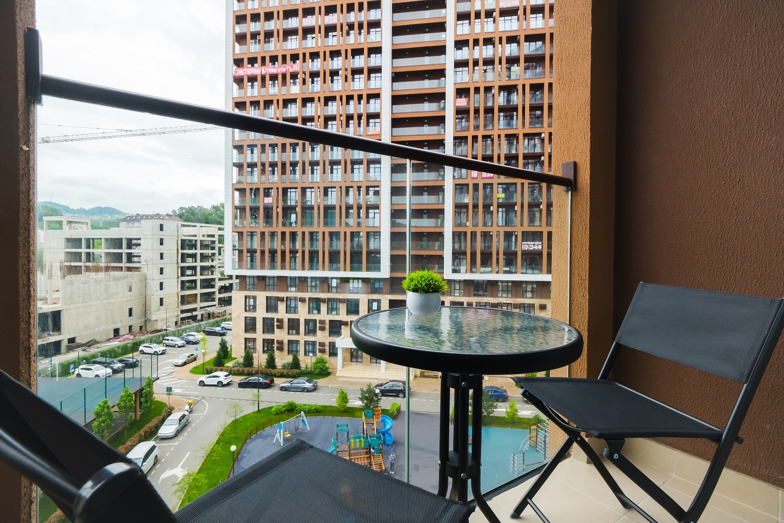 Сдается уютная студия в жилом комплексе бизнес-класса, расположенном в живописном Дагомысе!