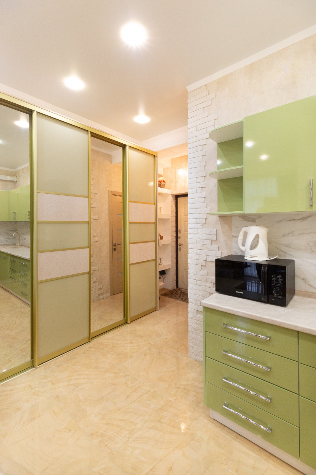 Двухкомнатные Апартаменты с балконом