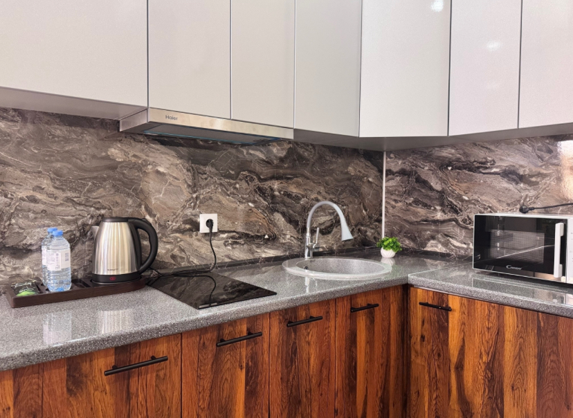 Апартаменты-студия с видом на море