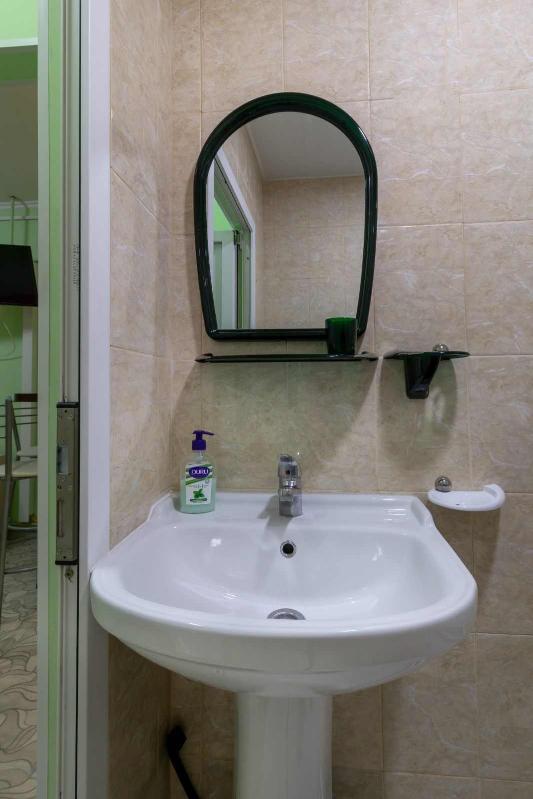 Небольшая 3-х местная студия в частном доме (18 мин до моря пешком) 