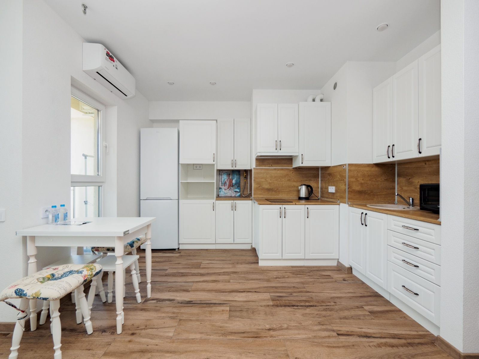 ☀️ Сдается новая, залитая солнцем студия в микрорайоне Кудепста, в жилом комплексе "Сентропе"!