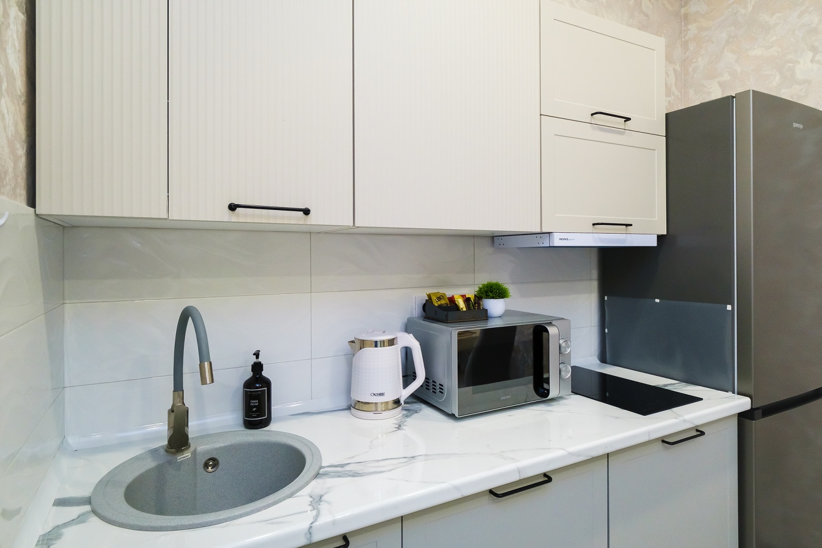 Предлагается в аренду апартамент в комплексе бизнес-класса, расположенном в Дагомысе!