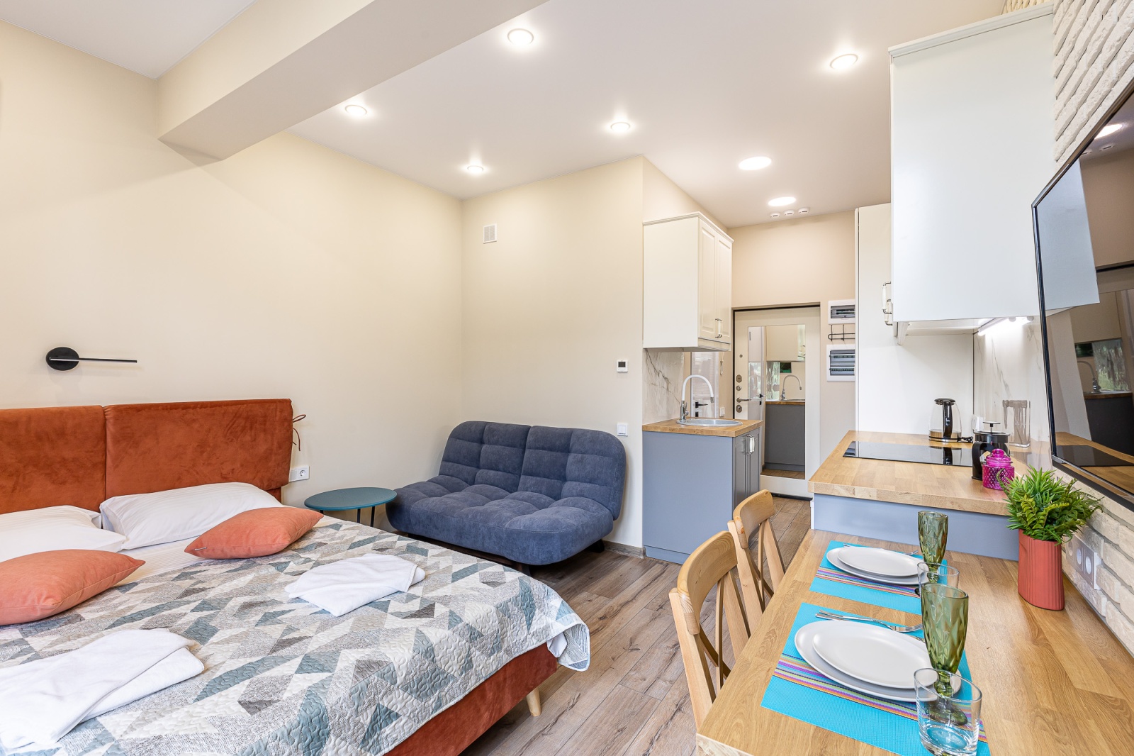 Современная студия ЖК Метрополь в центре Сочи