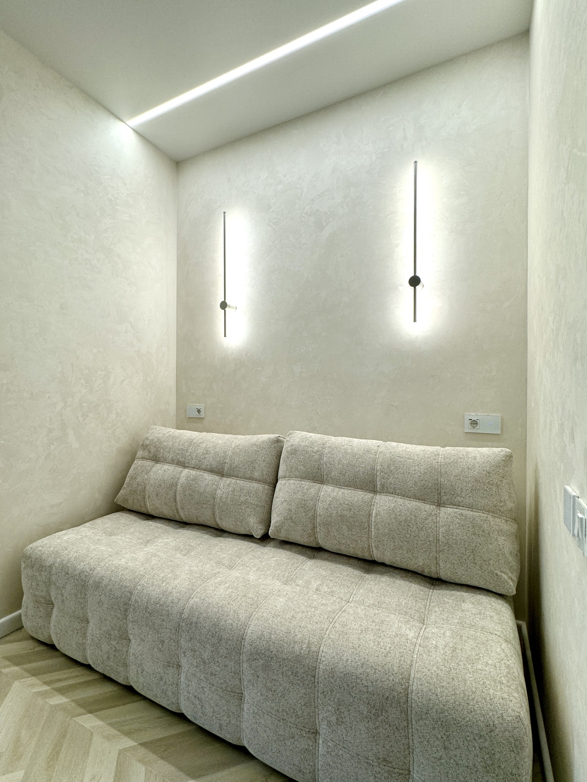 Евро двухкомнатный апартамент с балконом на первой линии в Сириусе АЛС 7-441