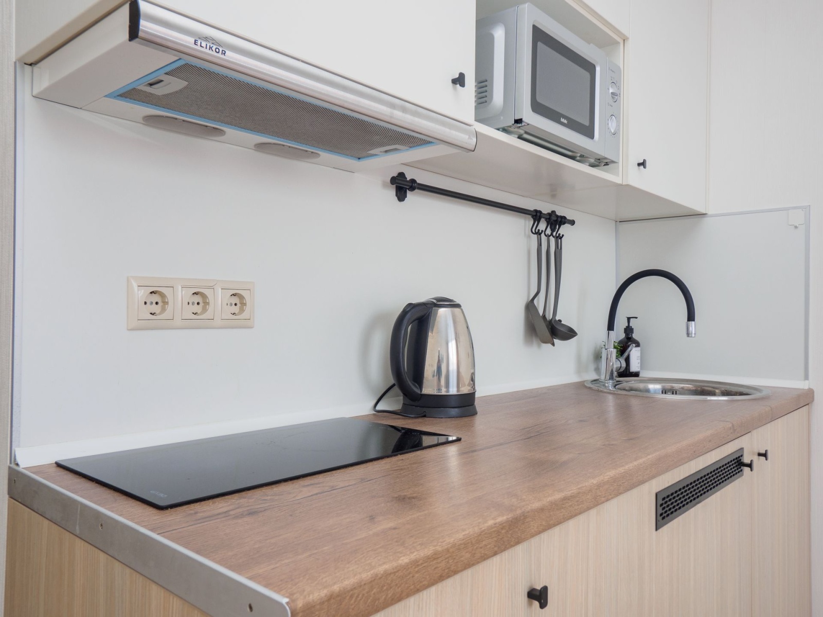 Уютная квартира рядом с пляжем в Адлере