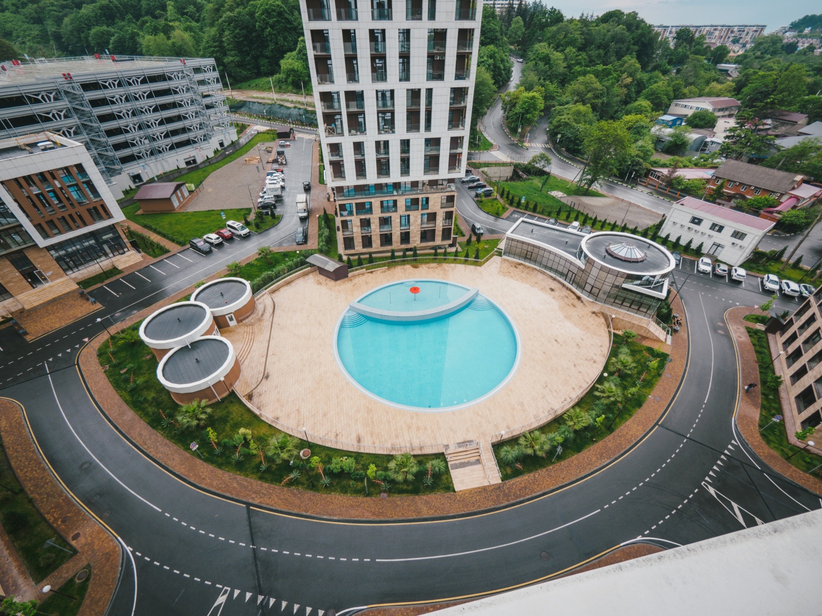 Сдаётся квартира в ЖК бизнес-класса в Дагомысе!  