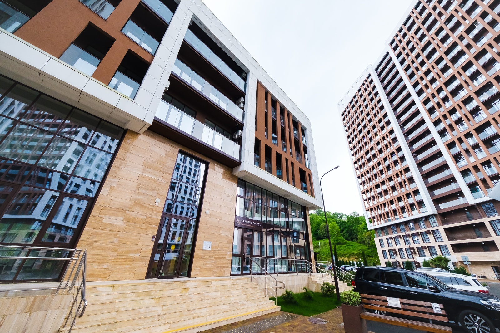 Предлагается в аренду апартамент в комплексе бизнес-класса, расположенном в Дагомысе!