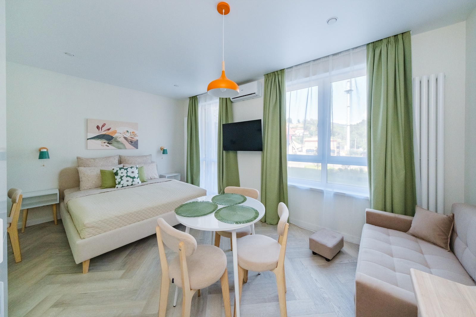 Уютная студия в сердце Адлера ждет своих гостей!