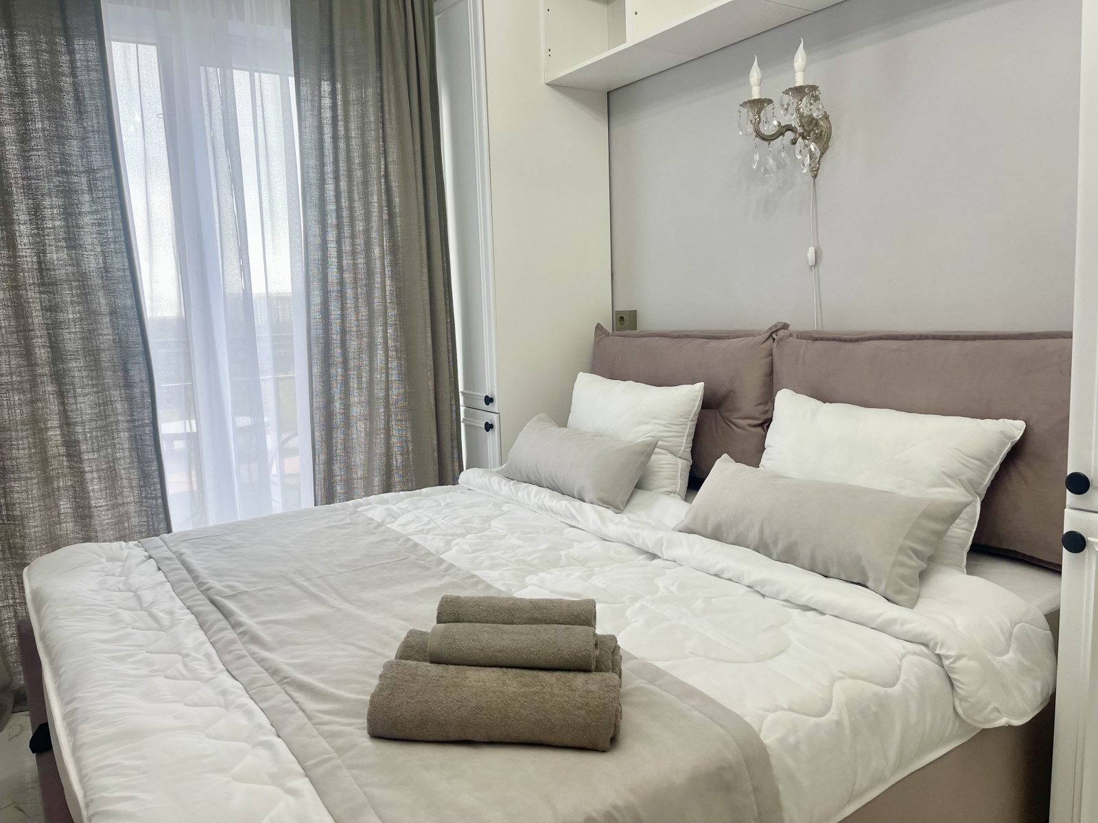 Апартаменты Сочи 350 м до пляжа, кровать 180 см, вид на Море, кофемашинаАпартаменты Сочи 350 м до пляжа, кровать 180 см, вид на Море, кофемашина