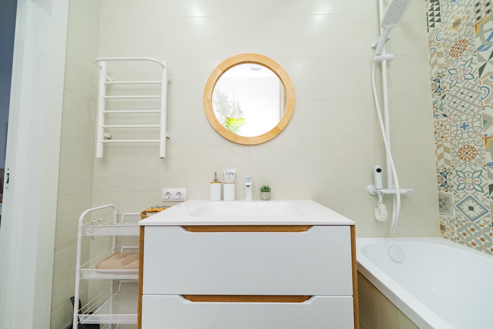 Уютная студия в сердце Адлера ждет своих гостей!