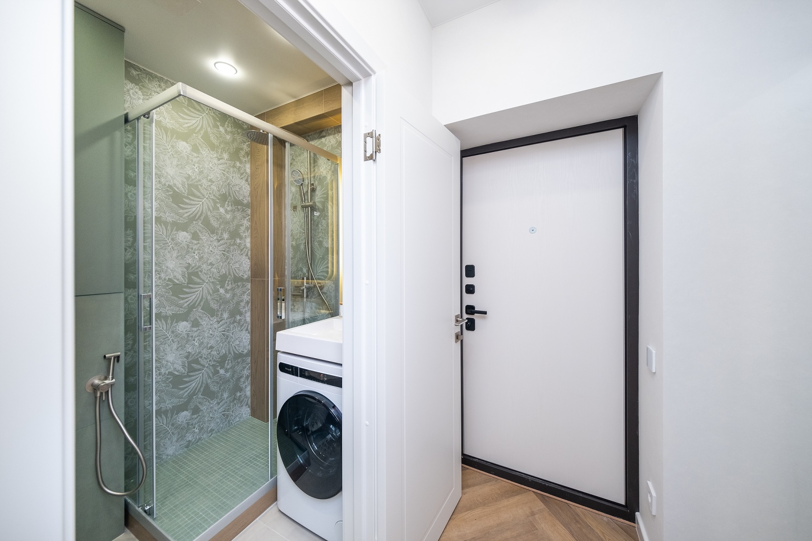 Окунитесь в комфорт с видом на Сочи! 